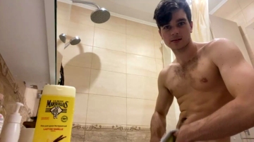 Waynenorth  20-07-2021 video playfull